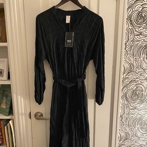 Smash and Tess sightseer maxi dress in black